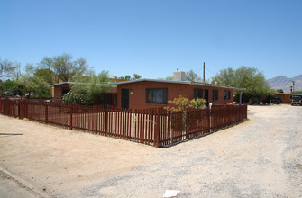 Hidden Gem in Tucson, AZ - Building Photo - Building Photo