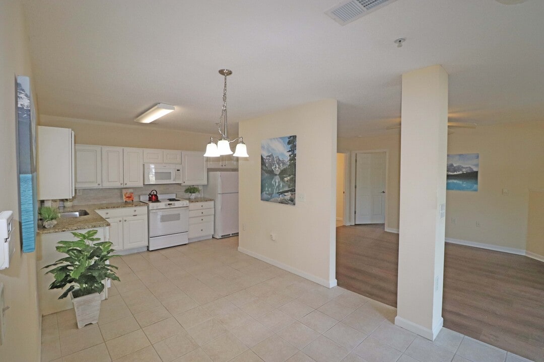 2500 Friedland Pl, Unit Friedland #101 in Raleigh, NC - Building Photo