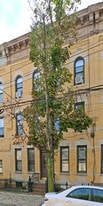 5930 Putnam Ave in Ridgewood, NY - Building Photo