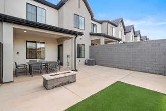 1702 Ripple Rock Dr, Unit ID1373715P in Washington, UT - Foto de edificio - Building Photo