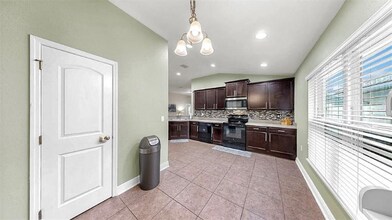 14224 Edinburgh Moor Dr in Wimauma, FL - Building Photo - Building Photo