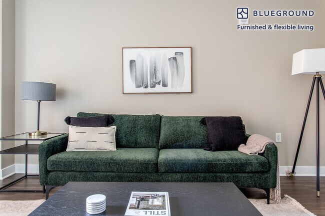 443 New York Ave NW-Unit -FL6-ID875 in Washington, DC - Building Photo - Building Photo