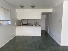 3025 Lourdes St in Dallas, TX - Building Photo