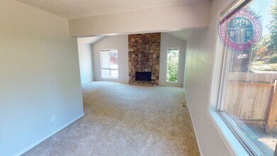 21216 SW 90th Ave in Tualatin, OR - Building Photo - Building Photo