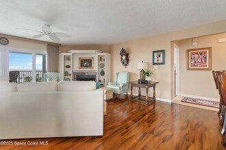 215 Ballyshannon St, Unit C401 in Melbourne Beach, FL - Foto de edificio - Building Photo