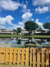 5176 S University Dr in Davie, FL - Building Photo - Building Photo