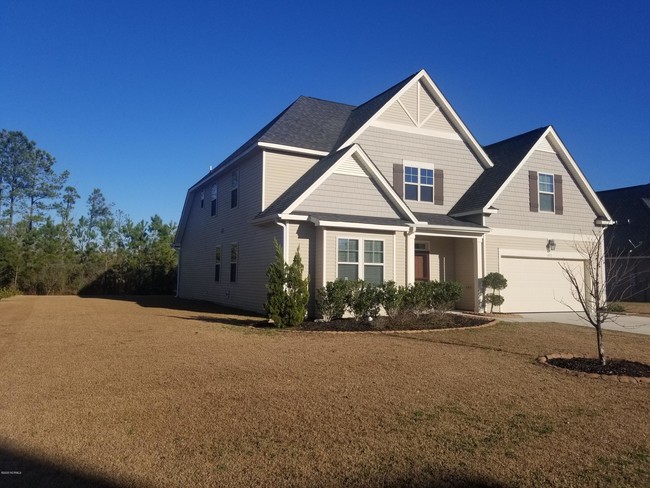 411 Cyrus Thompson Dr in Jacksonville, NC - Building Photo - Building Photo