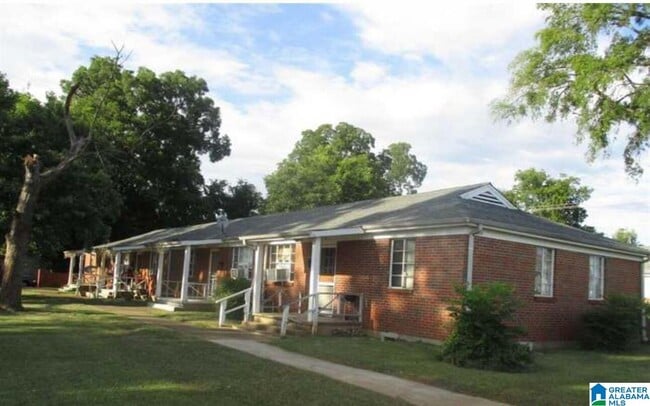 property at 1000 4th Ave W
