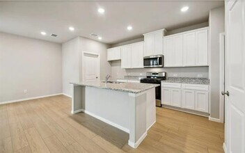 909 Santa Lucia Dr in Anna, TX - Building Photo - Building Photo