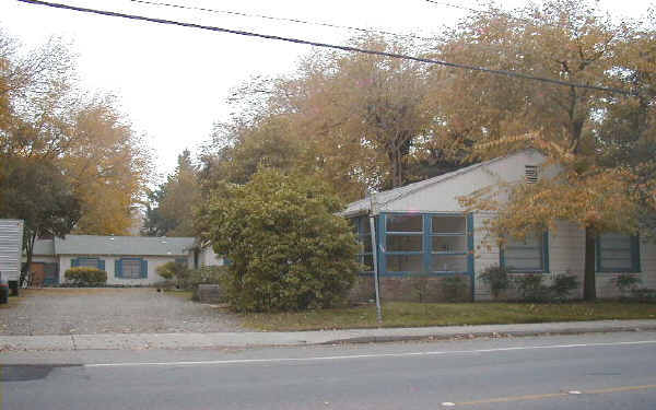 394 E 8th St in Davis, CA - Building Photo - Building Photo