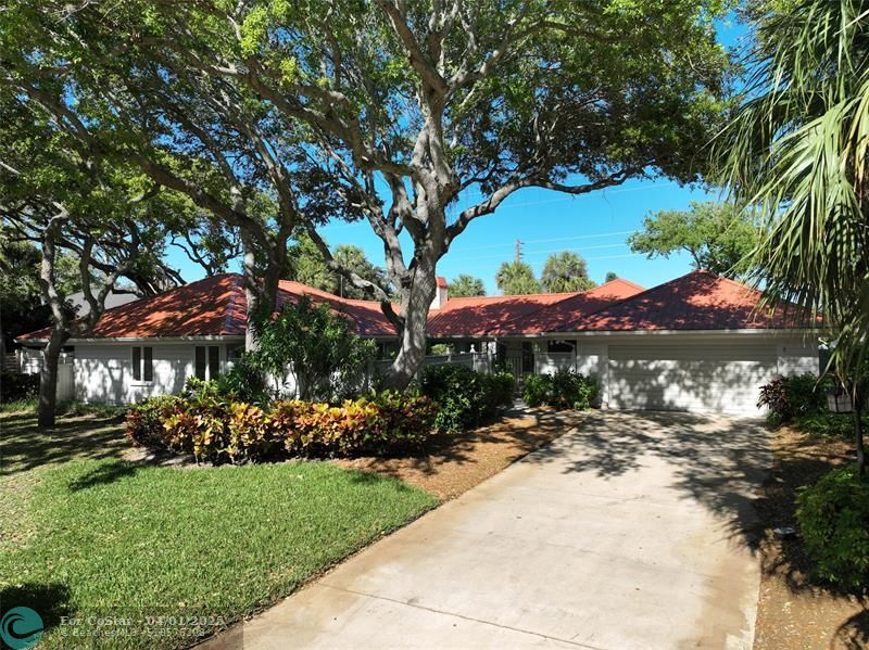 1200 Poitras Dr in Vero Beach, FL - Building Photo