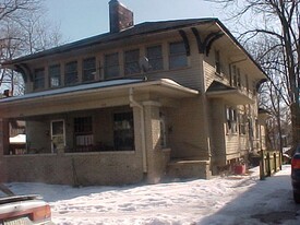 446-448 E 2nd St in Bloomington, IN - Building Photo