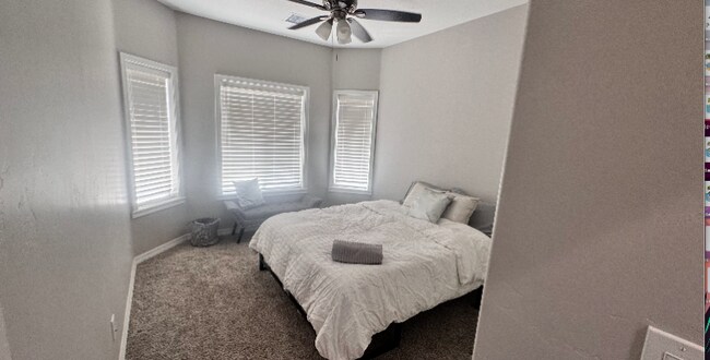 1959 E Winter Haven Dr in Mohave Valley, AZ - Building Photo - Building Photo