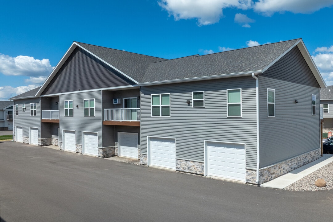 Meridian Commons in Plover, WI - Building Photo