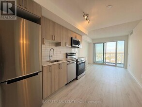 1010 Sandy Beach Rd in Pickering, ON - Building Photo - Building Photo