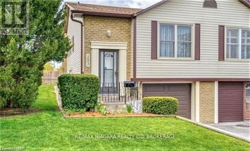 253 St Augustine Dr in St Catharines, ON - Building Photo - Building Photo