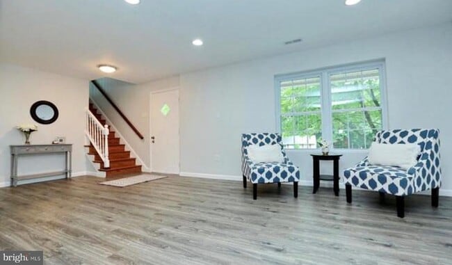 property at 2609 Dakota St