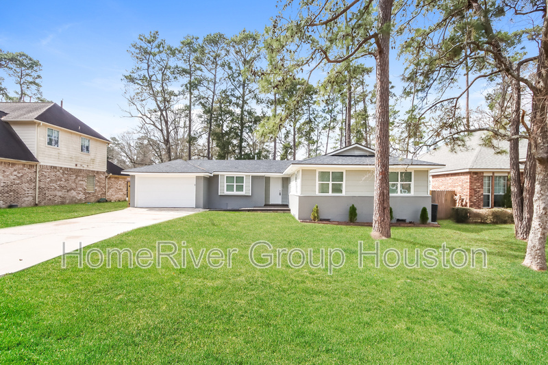 19027 Shay Ln in Humble, TX - Building Photo