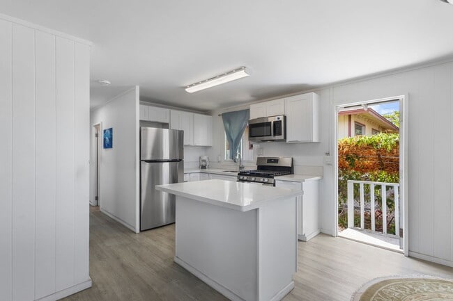 87-340-340 Farrington Hwy in Waianae, HI - Building Photo - Building Photo