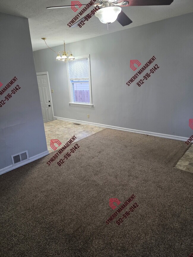 821 Stanley Ave in Evansville, IN - Building Photo - Building Photo