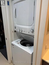 3 Market St. in Toronto, ON - Building Photo - Building Photo