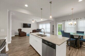 340 McGiboney Ln in Covington, GA - Building Photo - Building Photo