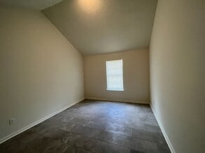 7055 Hampton Dr in Horn Lake, MS - Building Photo - Building Photo