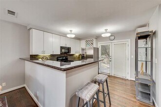 3922 Gilbert Ave in Dallas, TX - Building Photo - Building Photo