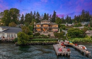 16 Enatai Dr in Bellevue, WA - Building Photo