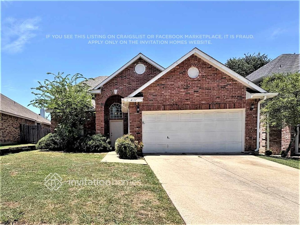 2517 Centenary Dr in Flower Mound, TX - Building Photo