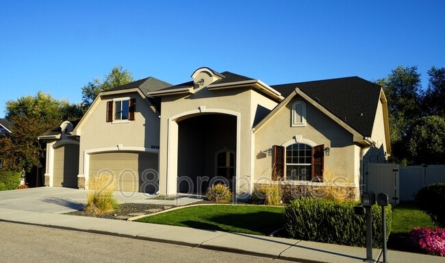 8848 W Ben St in Boise, ID - Building Photo - Building Photo