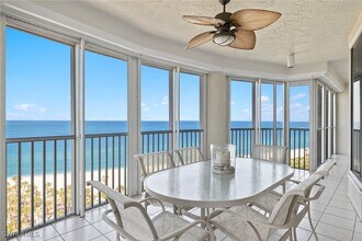 8111 Bay Colony Dr in Naples, FL - Building Photo - Building Photo