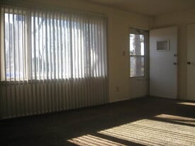 2501 Indiana St SW in Cedar Rapids, IA - Building Photo