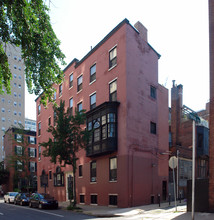 1836 Delancey Pl in Philadelphia, PA - Building Photo - Building Photo