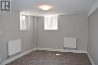 67 Cartwright Ave in Toronto, ON - Building Photo - Building Photo