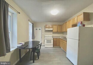 3912 Haverford Ave in Philadelphia, PA - Building Photo - Building Photo