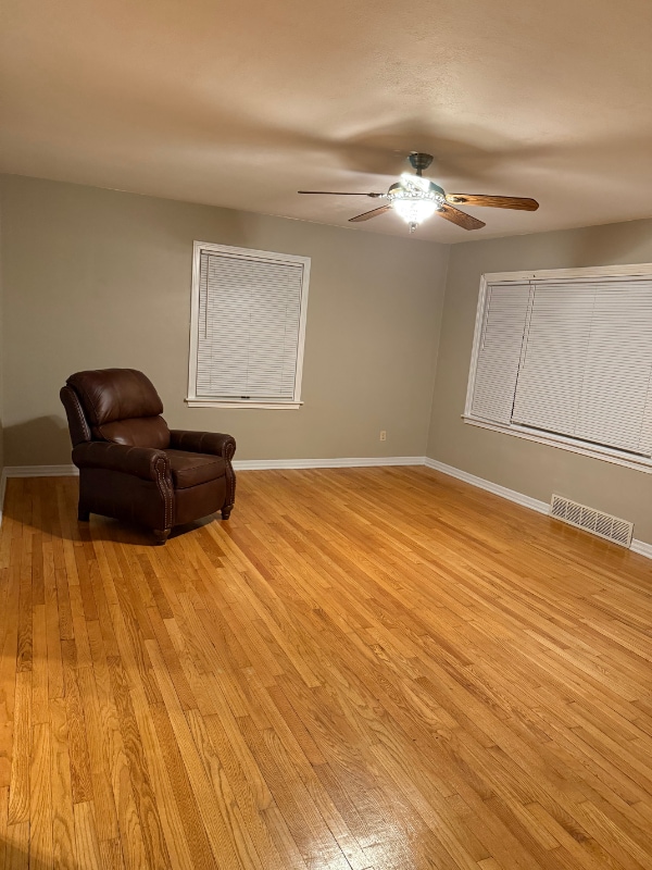 2306 W 82nd Pl in Merrillville, IN - Foto de edificio - Building Photo