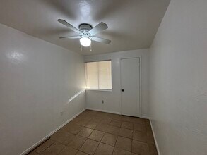 6661 W Camino Pizarro in Tucson, AZ - Foto de edificio - Building Photo