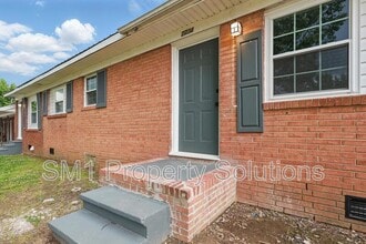 7734 US-29 in Browns Summit, NC - Building Photo - Building Photo