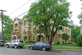 Park West Court in Nashville, TN - Building Photo - Building Photo