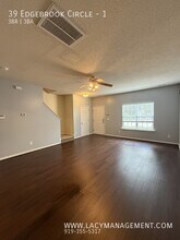 39 Edgebrook Cir in Durham, NC - Building Photo - Building Photo