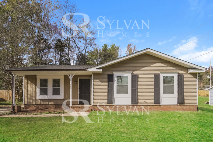 7108 Clear Crossing Ln in Mint Hill, NC - Building Photo