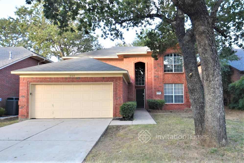 1909 Torrey Pine Dr in Flower Mound, TX - Building Photo