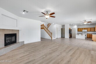 17435 W Saguaro Ln in Surprise, AZ - Building Photo - Building Photo