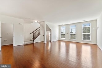 43518 Stonecliff Terrace in Chantilly, VA - Building Photo - Building Photo