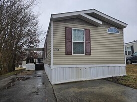 1918 Miss Ellie Dr in Greensboro, NC - Building Photo