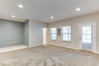 4216 WOODSPRING Ln in Upper Marlboro, MD - Building Photo - Building Photo