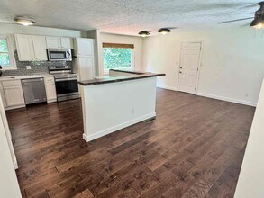 4122 Antler Trail in Smyrna, GA - Building Photo - Building Photo