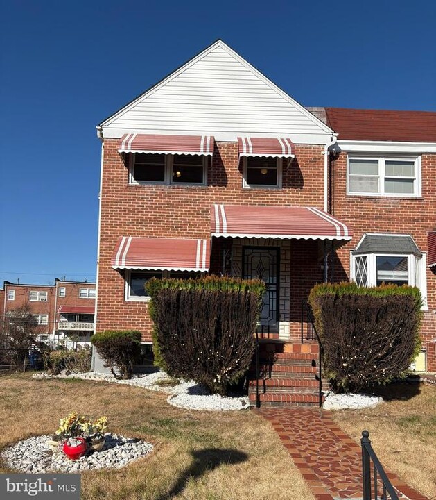 4918 Aberdeen Ave in Baltimore, MD - Building Photo