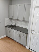 513 Grandview Ave, Unit 2L in Ridgewood, NY - Building Photo - Building Photo